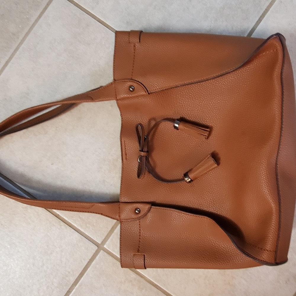 Jessica Simpson purse